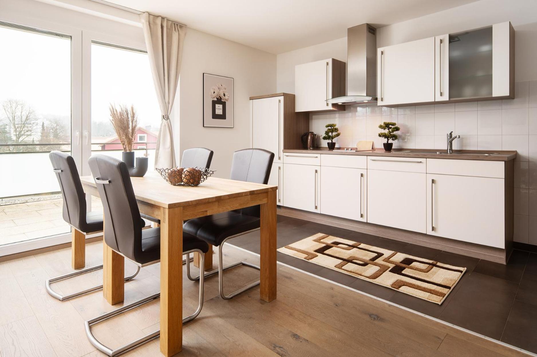 Hotel Vier Jahreszeiten Therme & Kliniken Bad Krozingen Naehe Freiburg & Schwarzwald Ideal Fuer Wellness Kur & Business Ausfluege 24H Check In- Wlan & Parken Gratis المظهر الخارجي الصورة